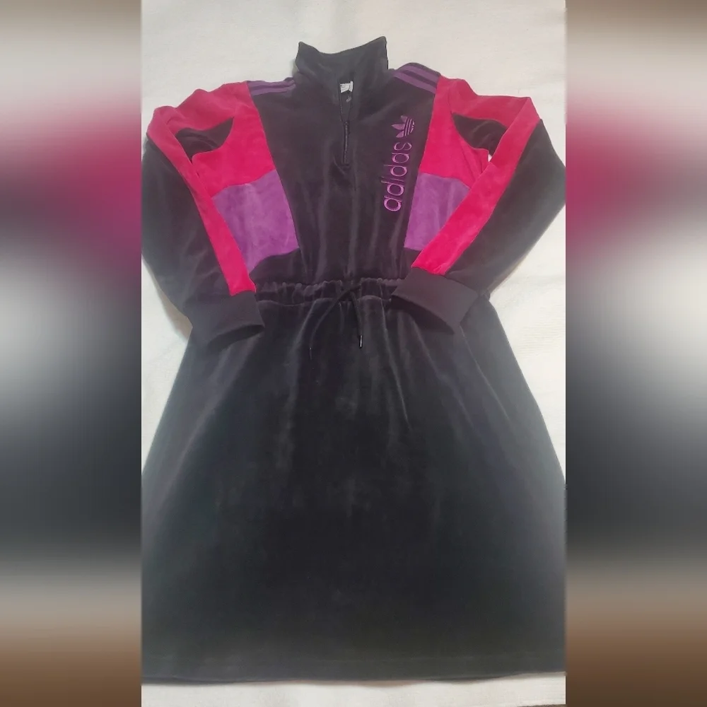 Adidas Women's Retro  Black Velour Dress with Red and Purple Accents. Sz S